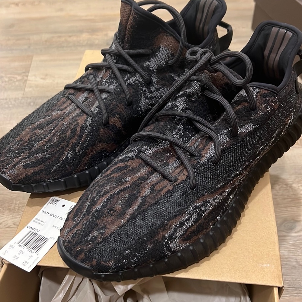 Men’s Yeezy Boost 350